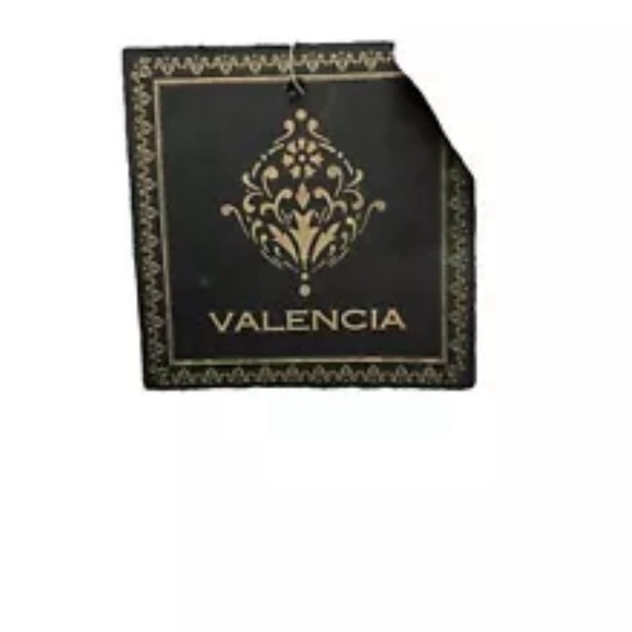 Black 3 Knob Wall Hanger - Picture 7 of 9